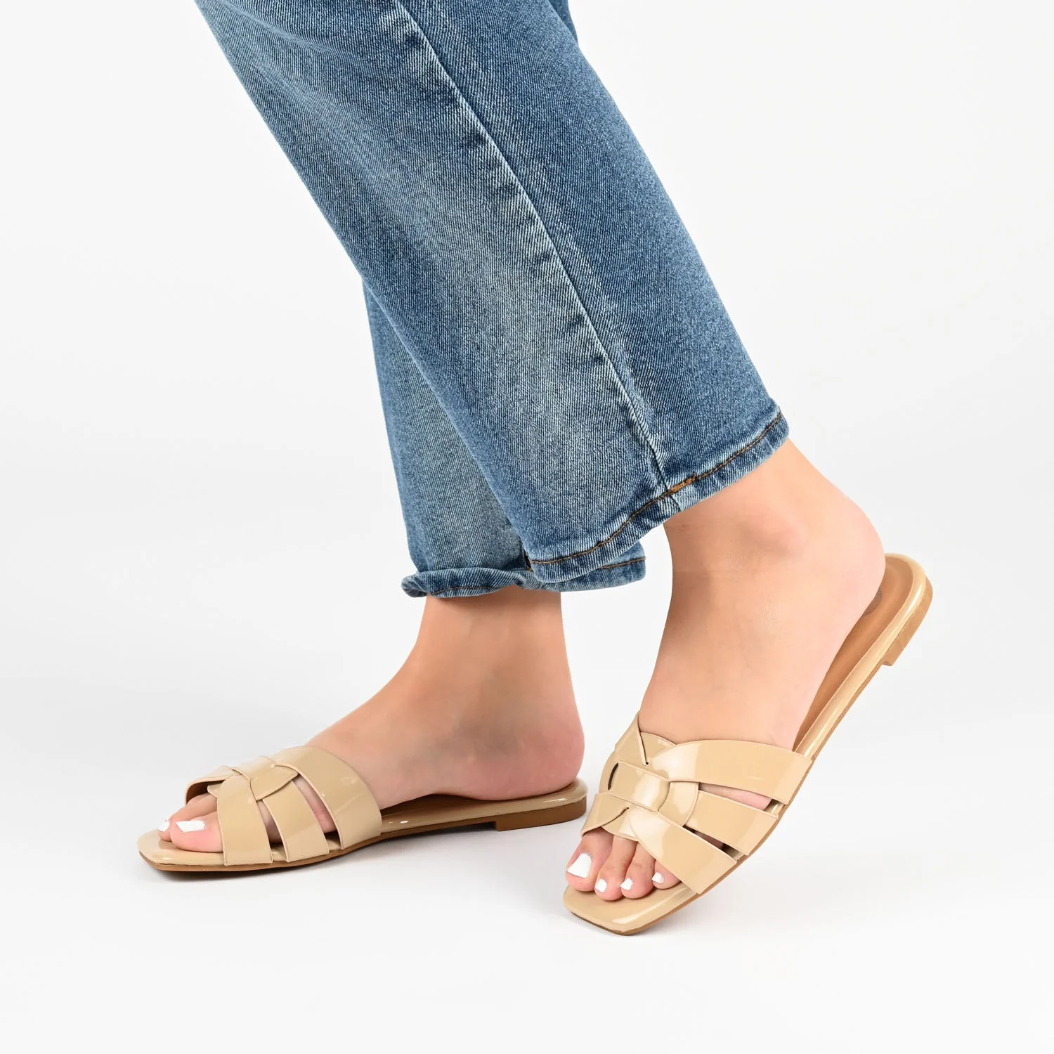 ARRINA BASIC PATENT SLIDE SANDALS IN WIDE - Nude Patent - Image 2