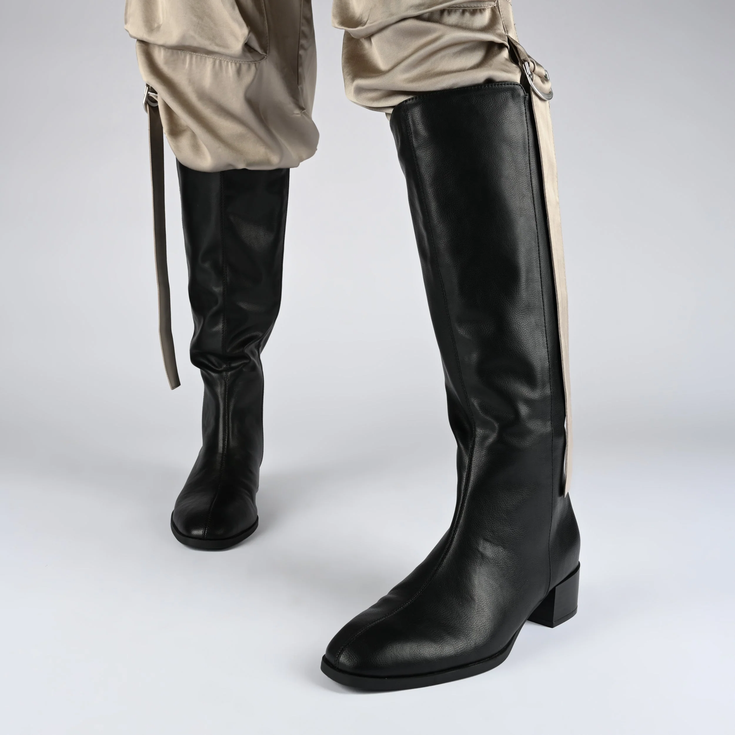 DEVRI KNEE HIGH BOOTS IN EXTRA WIDE CALF - Bone - Image 2