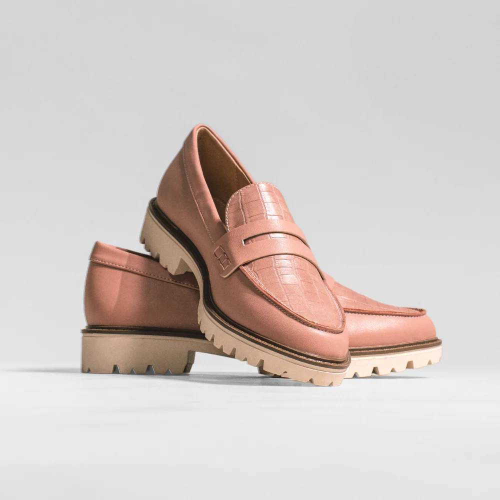KENLY VEGAN LEATHER LOAFER FLATS IN WIDE - Blush PU - Image 2
