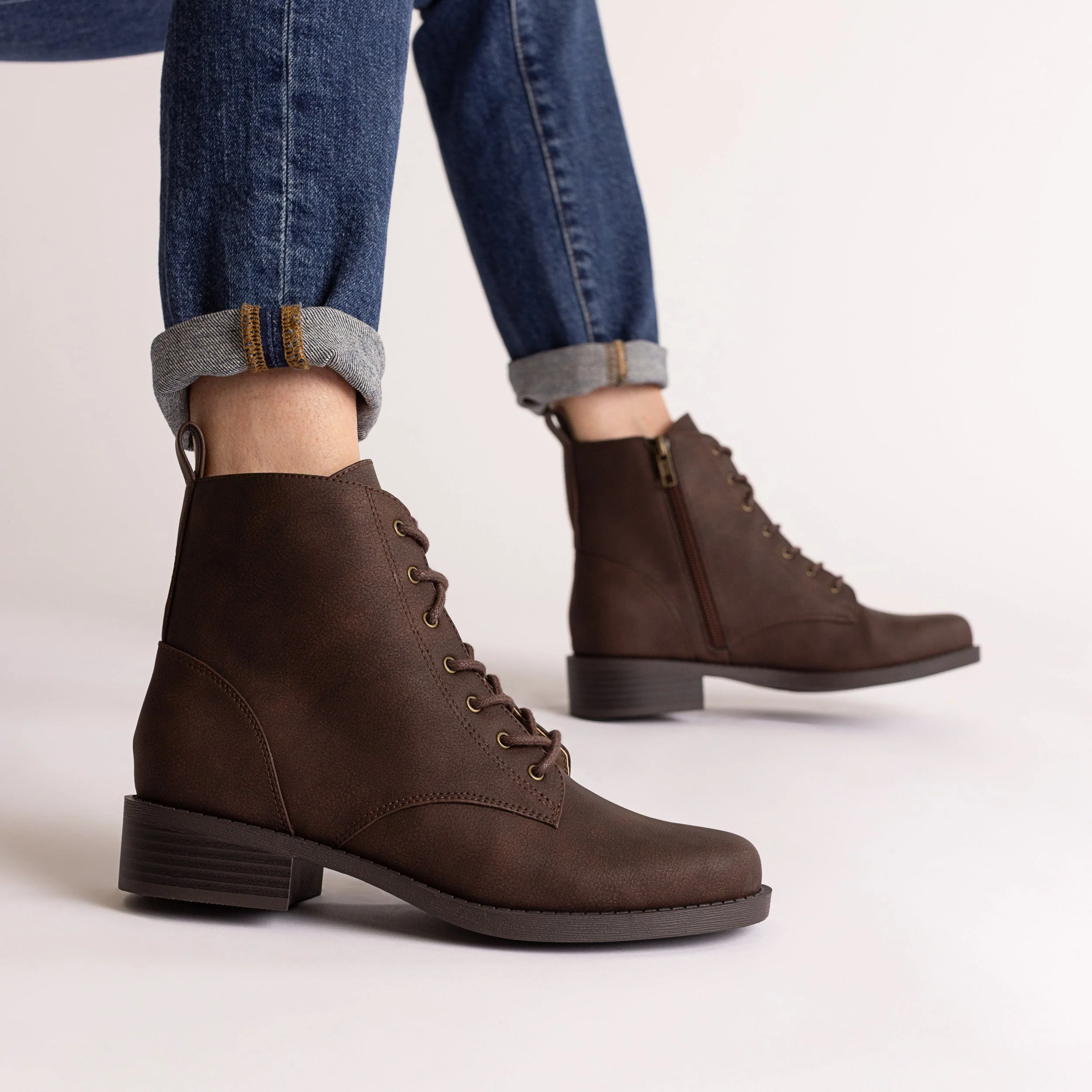 KODAH ANKLE BOOTS IN WIDE - Vintage Black - Image 2