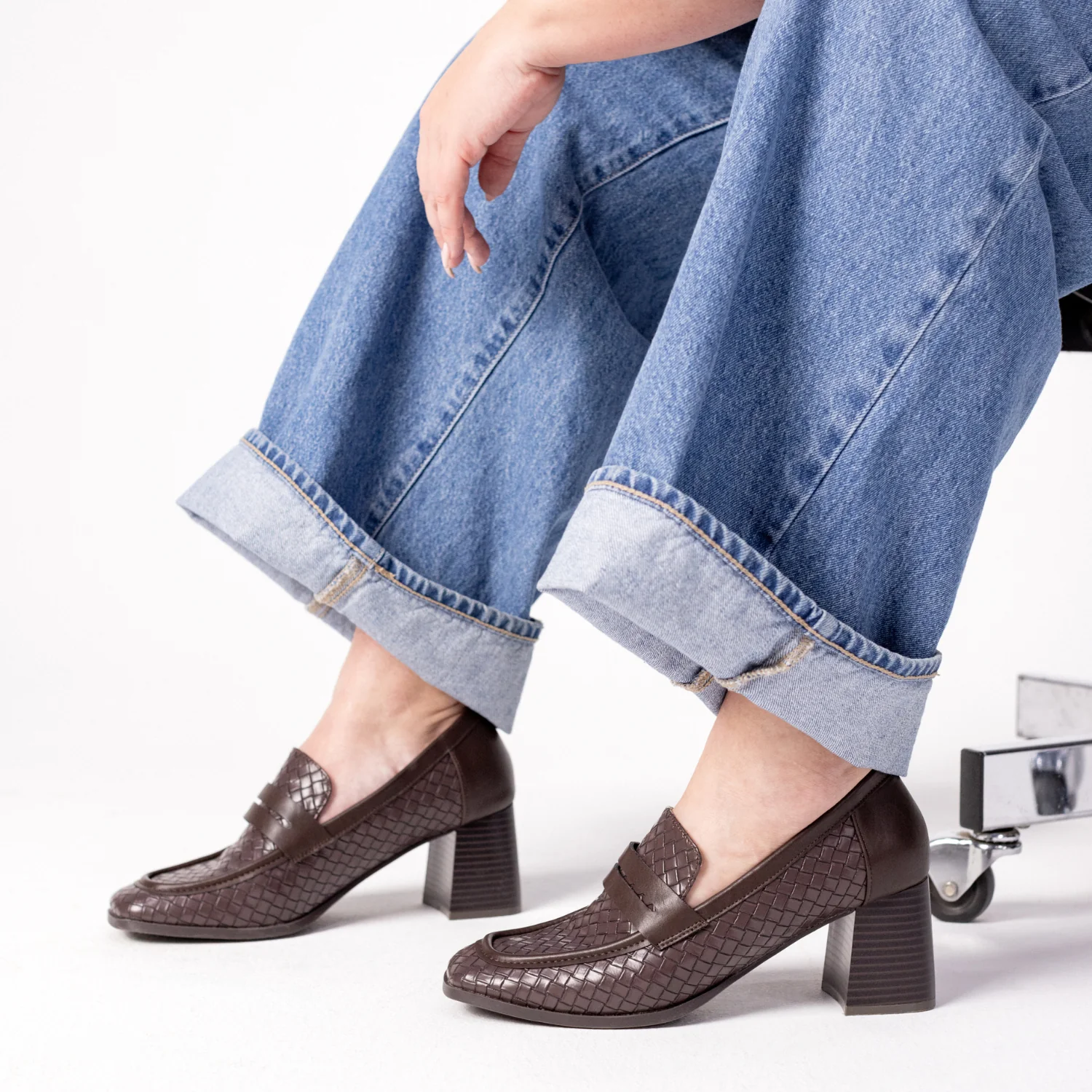 MALLEAH BLOCK HEEL LOAFERS - Chocolate Woven - Image 2