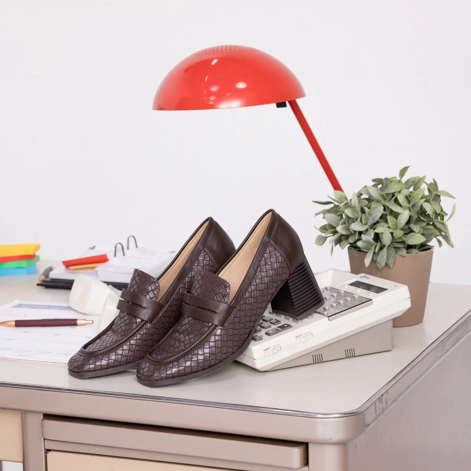 MALLEAH BLOCK HEEL LOAFERS - Chocolate Woven - Image 3