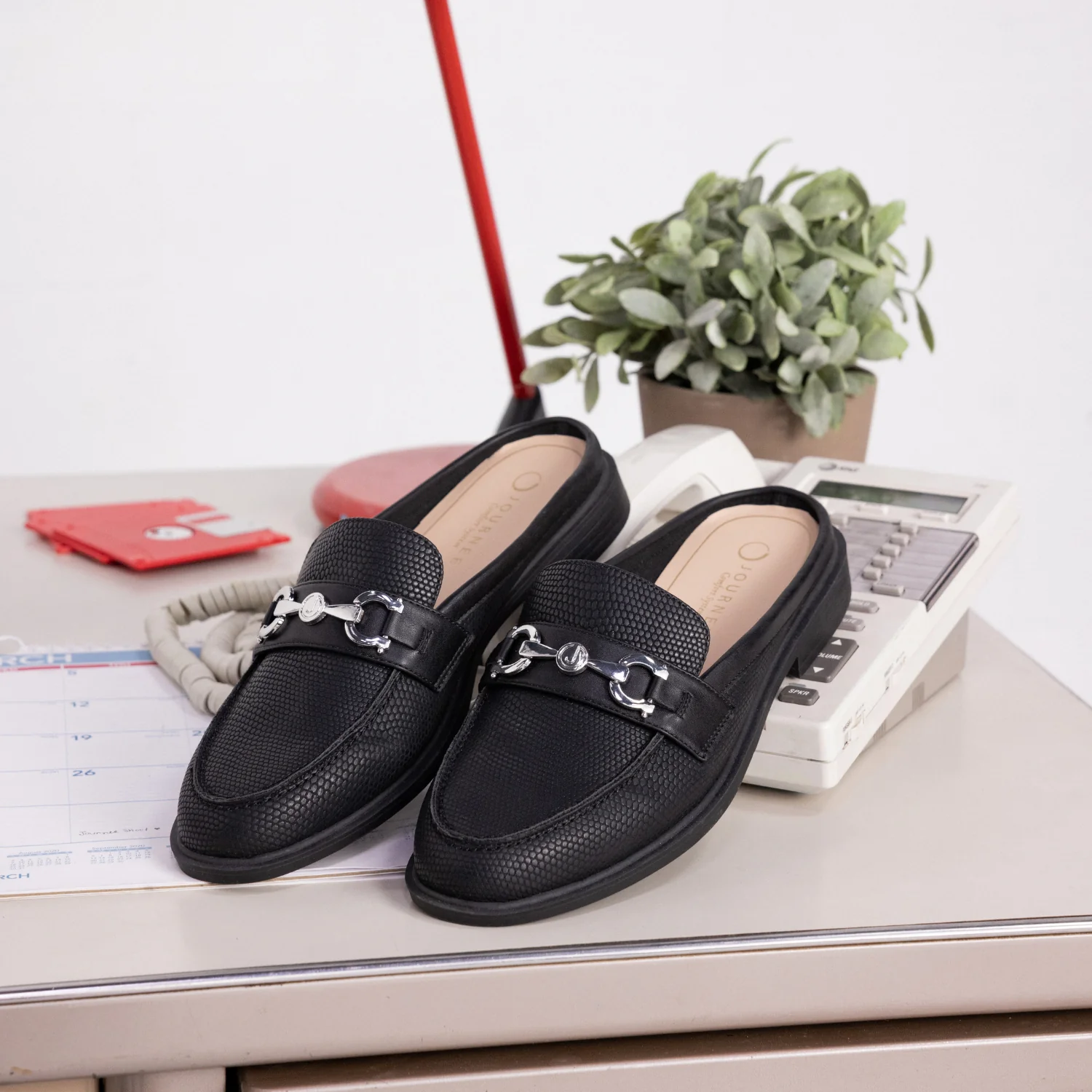 RAYLA SLIP ON LOAFERS - Black Lizard - Image 3
