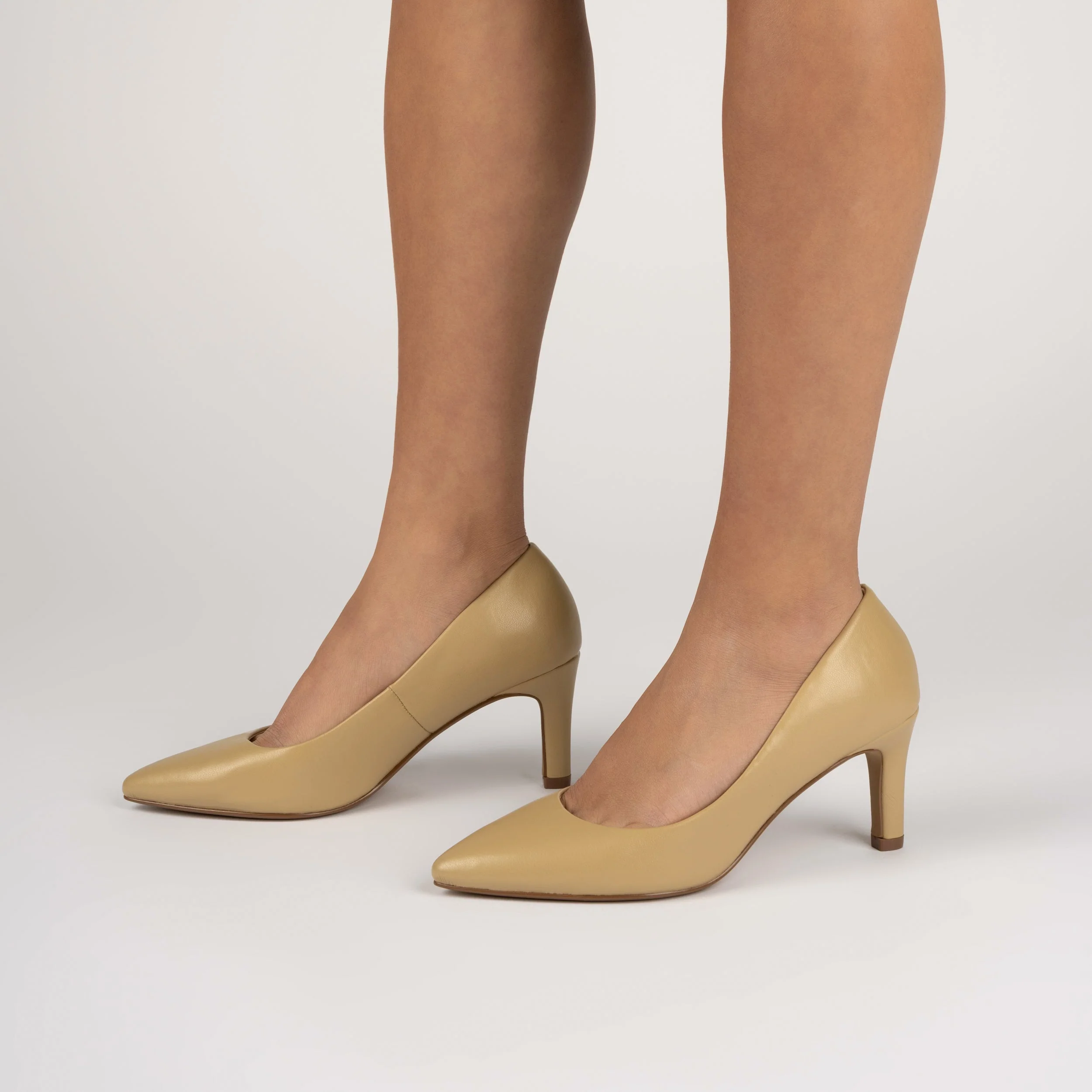 SCYLEE STILETTO PUMP HEELS IN PATENT - Red Patent - Image 2
