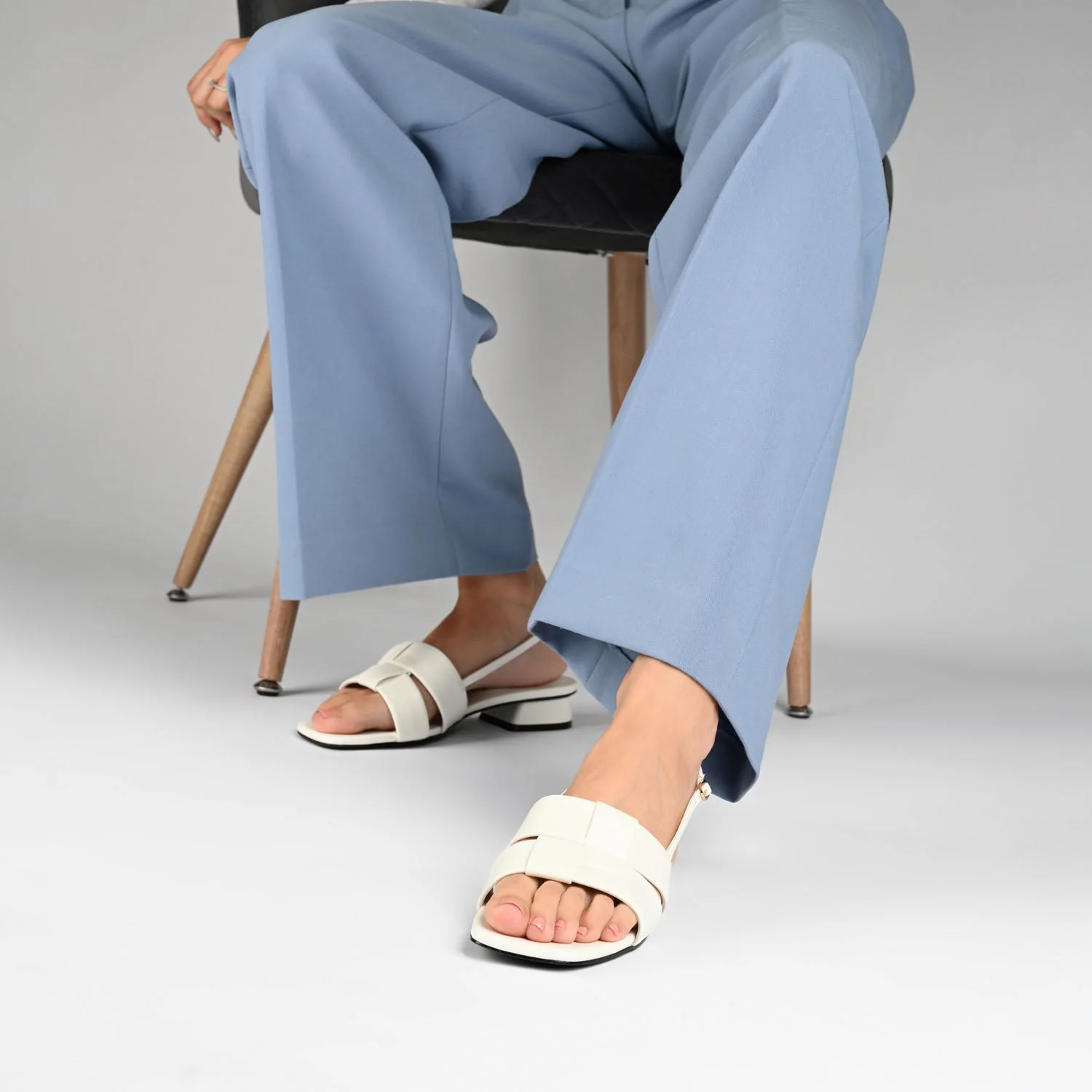 TABATHA LOW BLOCK HEELS IN VEGAN LEATHER IN WIDE - Nude - Image 2