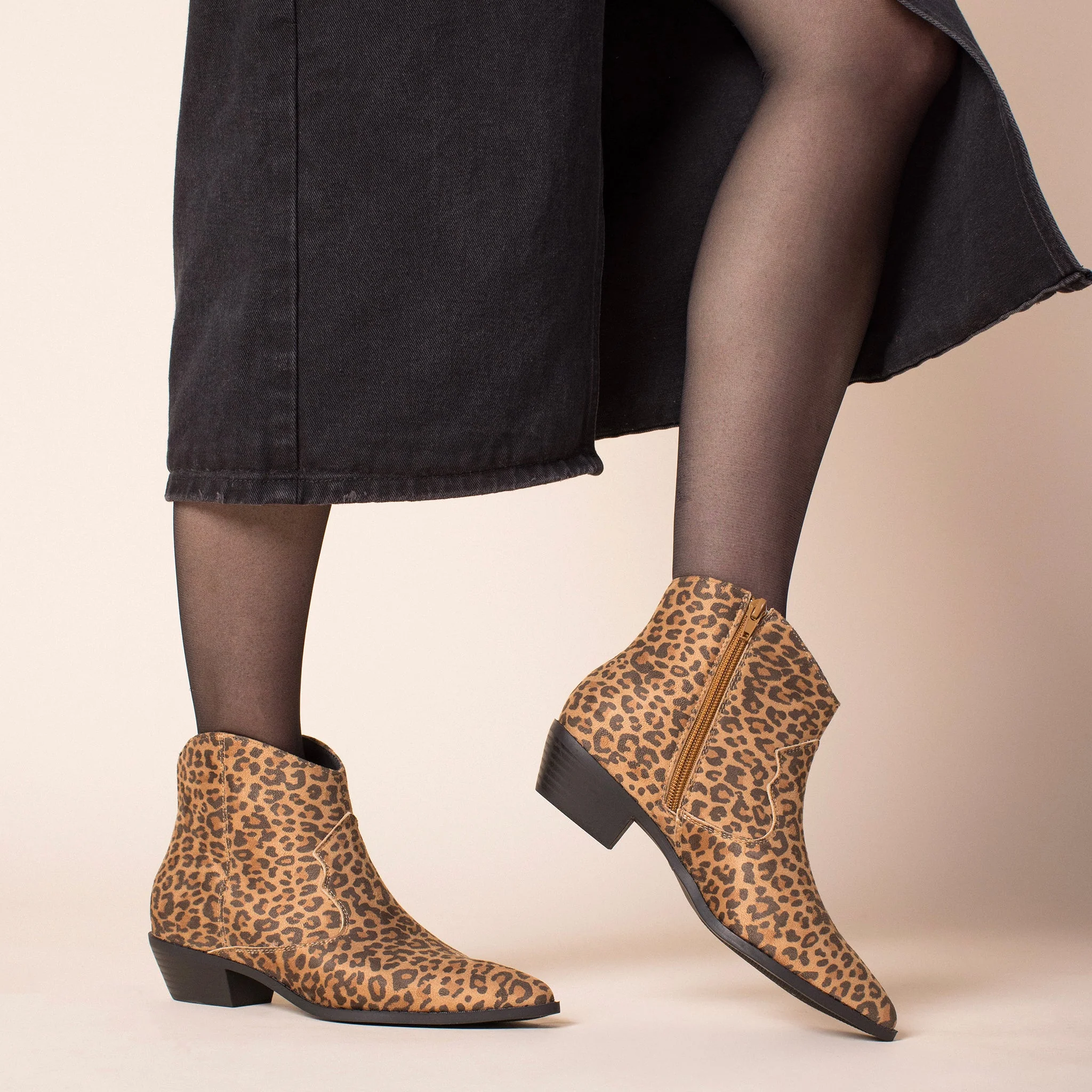 TALIAH WESTERN ANKLE BOOTIES - Bone - Image 2
