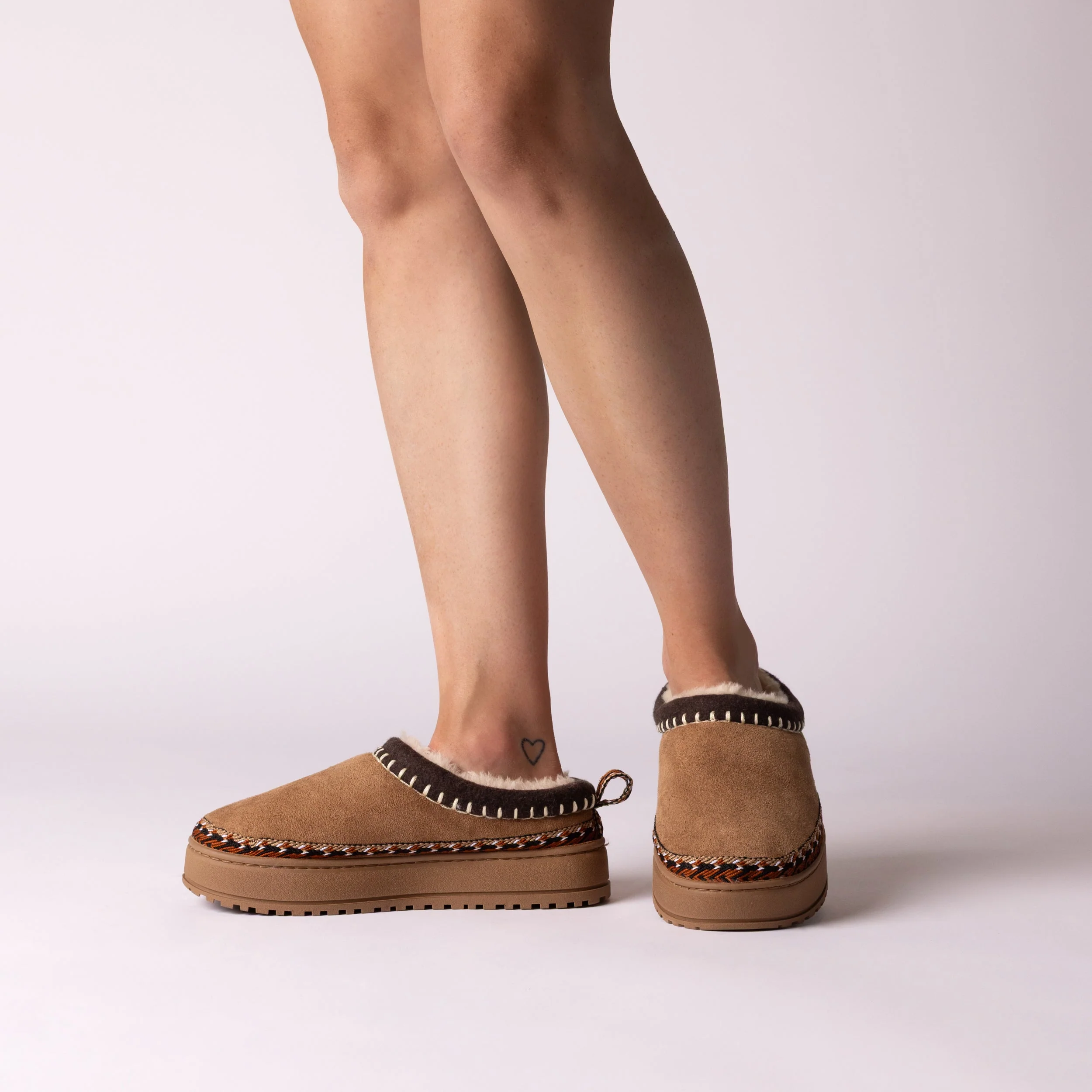 TARIKA MULE SLIPPER - Chestnut - Image 2