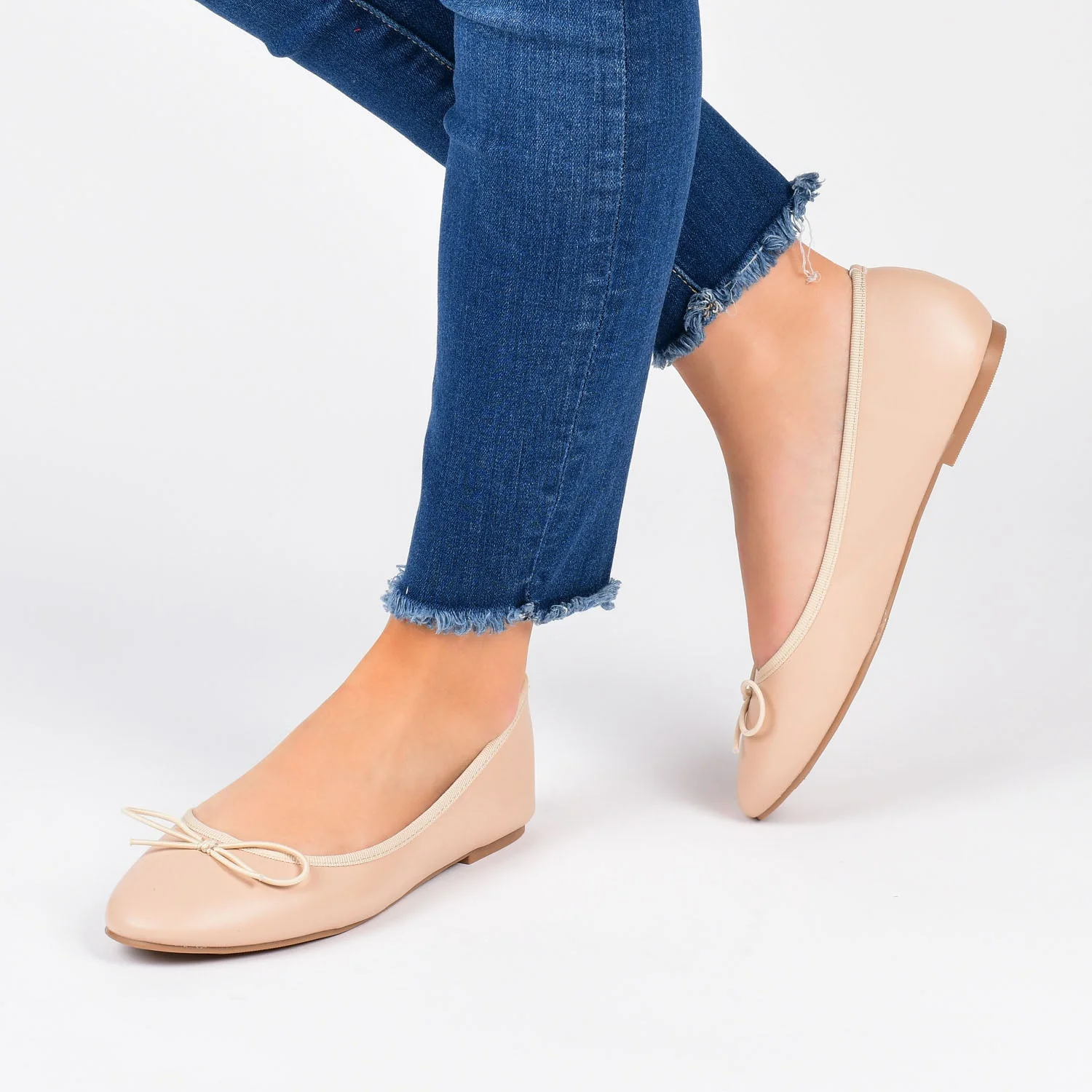 VIKA VEGAN LEATHER BALLET FLATS IN WIDE - Blush - Image 3