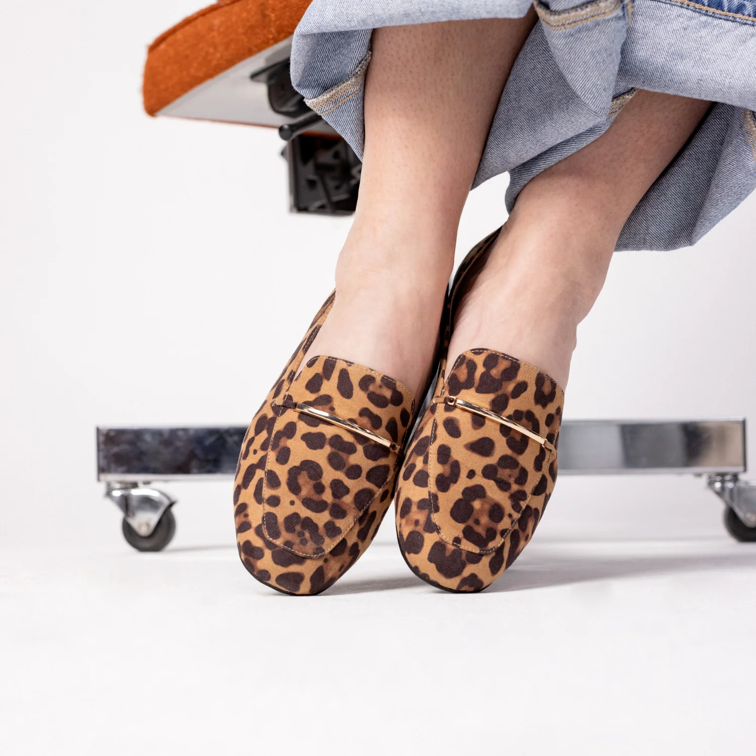 WRENN PRINTED LOAFER FLATS IN WIDE - Leopard Faux - Image 9